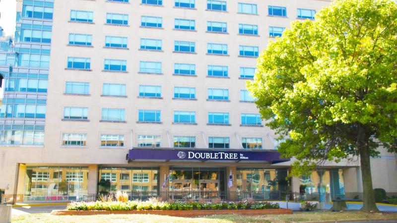 DoubleTree by Hilton St. Louis Forest Park - image 5