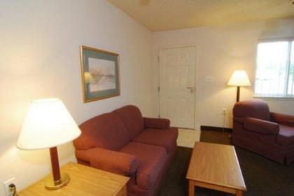 Affordable Suites Salisbury - image 2