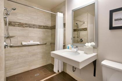 Hampton Inn Salt Lake City Central - image 14