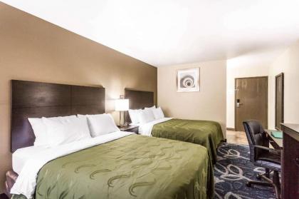 Quality Inn - image 9