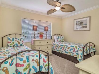 Sand Pointe 212 - image 12