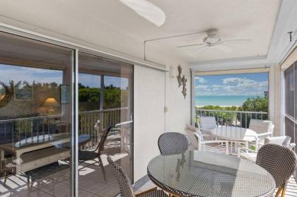 Stunning Beachfront Sanctuary at Sanibel Surfside - image 10