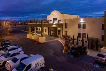 Comfort Inn Santa Fe - image 19