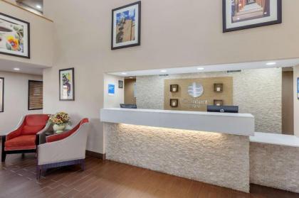 Comfort Inn Santa Fe - image 14