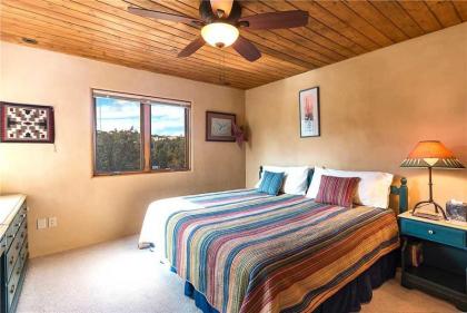 Casa de Paz 4 Bedrooms Fireplace Pets Welcome WiFi Sleeps 12 - image 19