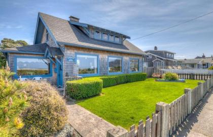 Byers Boathouse on the Prom - image 6