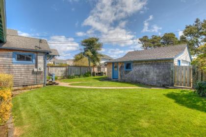 Byers Boathouse on the Prom - image 7