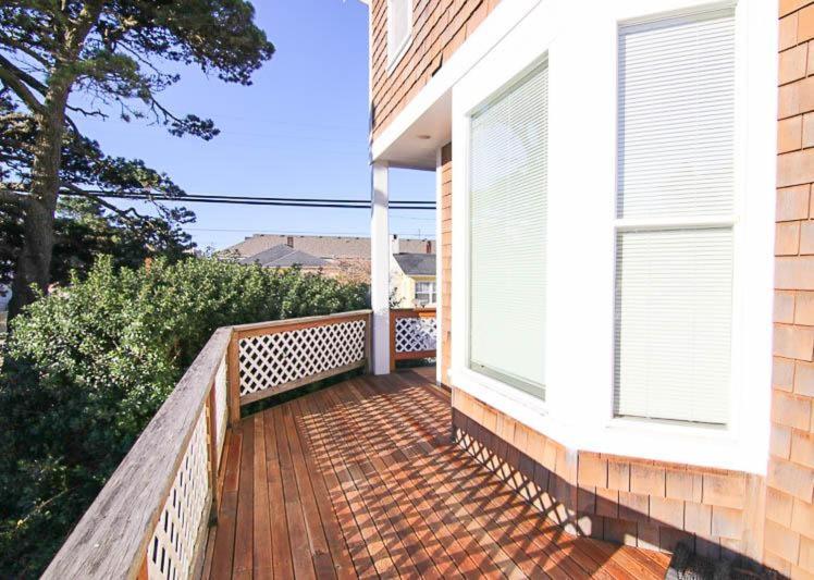 Seaside Vacation Rental - image 7