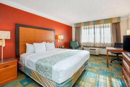 La Quinta by Wyndham Seattle Sea-Tac Airport - image 14