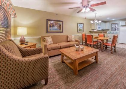 Holiday Inn Club Vacations Fox River Resort an IHG Hotel - image 8