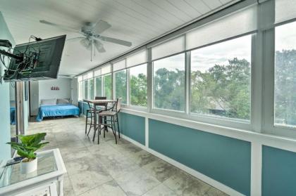 Resort-Style Siesta Key Condo Walk to Beach! - image 15