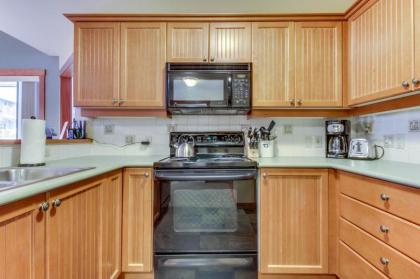 Eagle Springs East 302: Boxelder Suite - image 3