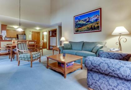 Eagle Springs East 302: Boxelder Suite - image 8