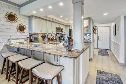 Land's End #202 building 10 - BEACHFRONT / FULLY REMODELED!! - image 5