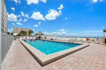 Sea Breeze 401 NEW! Amazing Beach Front/Walk to John's Pass! - image 12