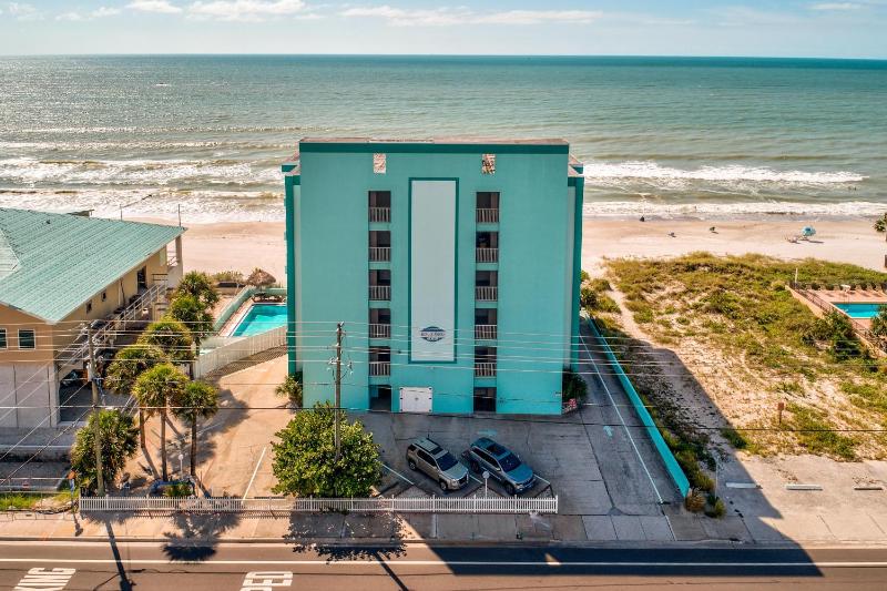 Arena De Madeira -Beach Front-Pool-Walk to John's Pass- 1 - image 3