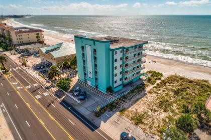 Arena De Madeira -Beach Front-Pool-Walk to John's Pass- 1 - image 4