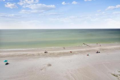 Arena De Madeira -Beach Front-Pool-Walk to John's Pass- 1 - image 8