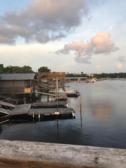 Steinhatchee River Inn and Marina - image 3