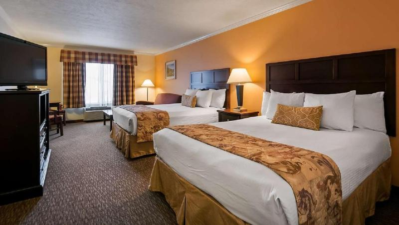 Best Western Plus Grapevine Inn - image 7