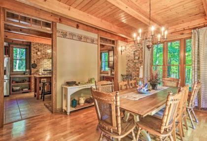 Lakefront Superior Cottage with Deck and Boat Dock - image 5