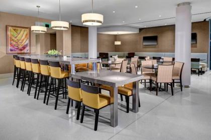 Residence Inn by Marriott Miami Beach Surfside - image 9