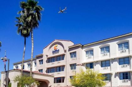 Comfort Inn & Suites Tempe Phoenix Sky Harbor Airport - image 10