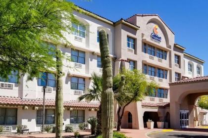 Comfort Inn & Suites Tempe Phoenix Sky Harbor Airport - image 11