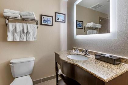 Comfort Suites Phoenix Airport - image 11