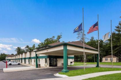 Quality Inn Traverse City by The Bay - image 6