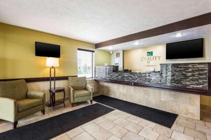 Quality Inn Traverse City by The Bay - image 8