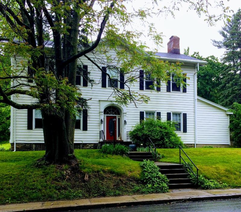 Gardner Farm Inn - main image