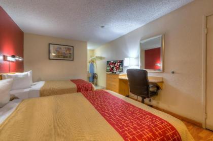 Red Roof Inn Tulsa - image 6