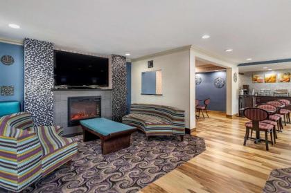 Comfort Inn Midtown - image 9