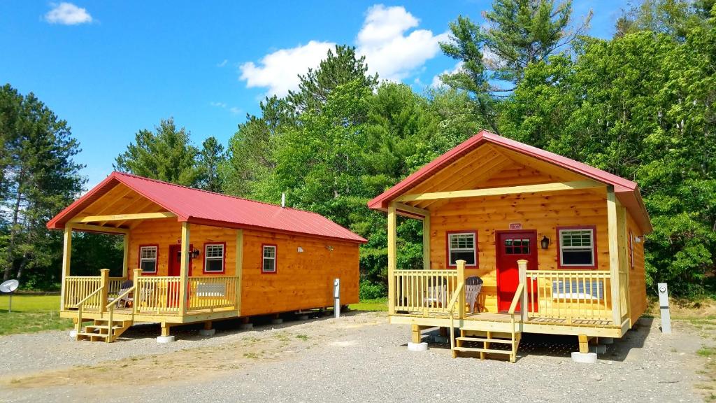 Abbot Trailside Lodging - image 2