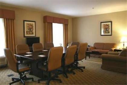 Hampton Inn & Suites Southern Pines-Pinehurst - image 13