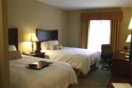 Hampton Inn & Suites Southern Pines-Pinehurst - image 6