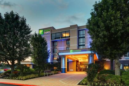 Holiday Inn Express Aberdeen-Chesapeake House an IHG Hotel - image 11