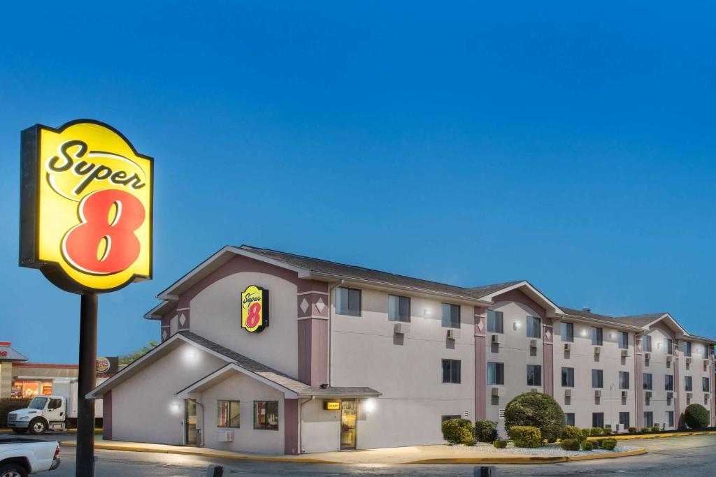 Super 8 by Wyndham Aberdeen MD - main image