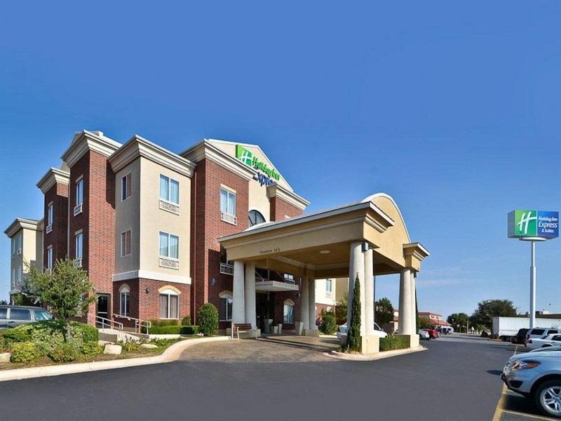 Holiday Inn Express Hotel & Suites Abilene - main image