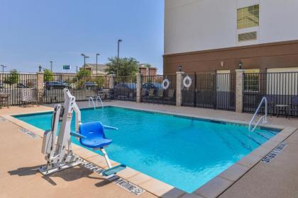 Candlewood Suites Abilene - image 13