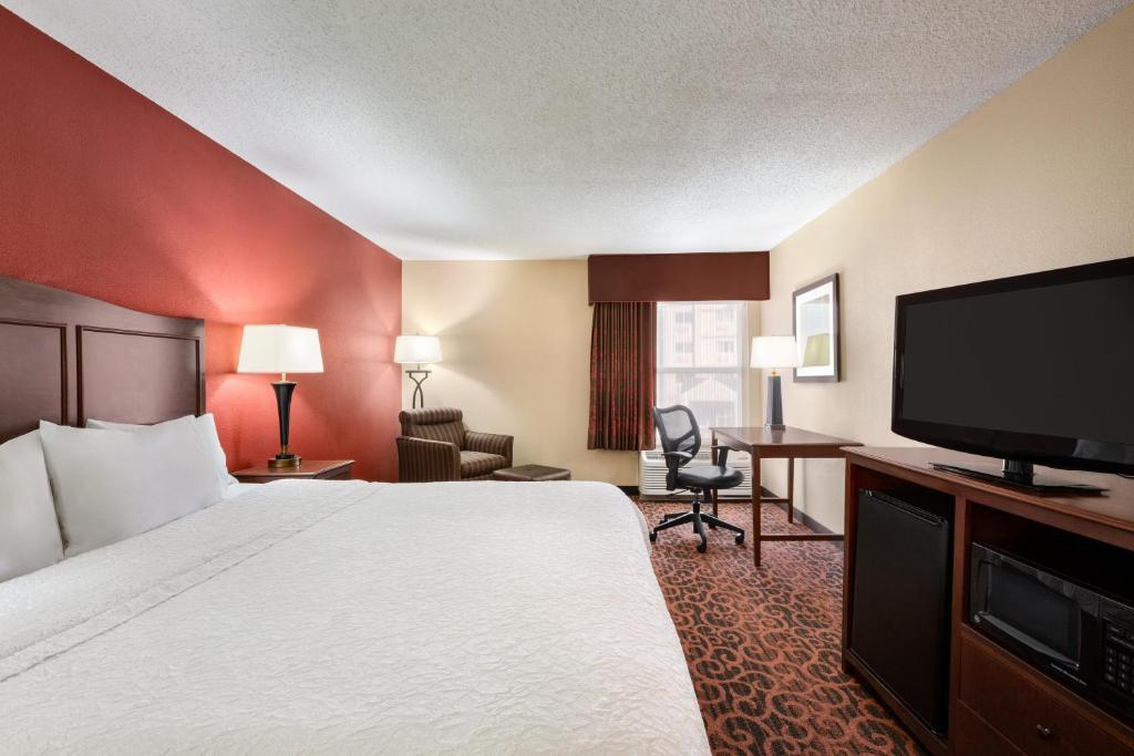 Hampton Inn Abilene - image 5