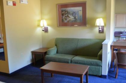 Americas Best Value Inn and Suites - Abilene Mall - image 12