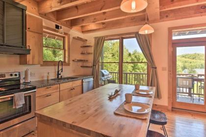 Timber Frame Cabin with South Holston Lake Views - image 8