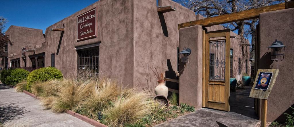 Abiquiu Inn - main image