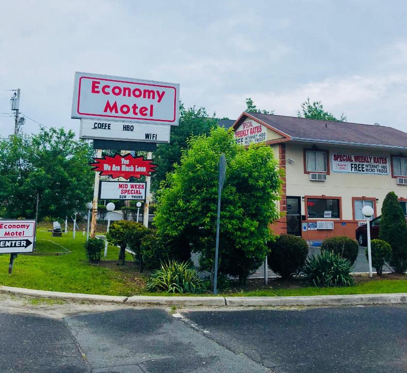 Economy Motel - main image