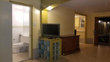 Luxury Inn - image 14