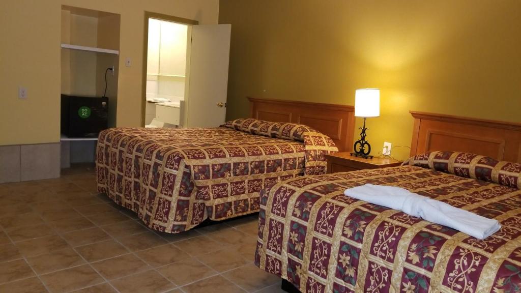 Luxury Inn - image 7