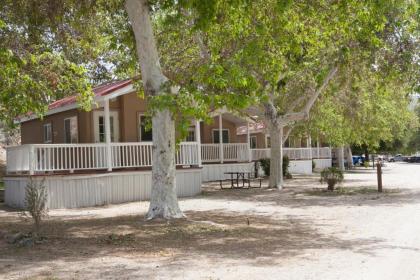 Soledad Canyon Studio Cabin 21 - image 2