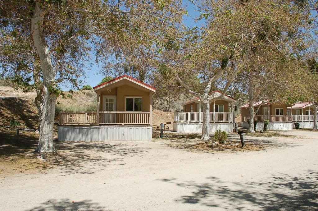 Soledad Canyon Deluxe Cabin 23 - main image